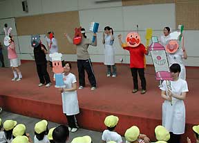 県立歯科技術専門学校歯科衛生士科の学生さん